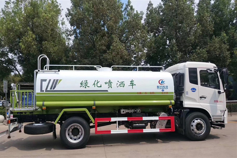 东风天锦12吨洒水车 洒水车 第4张