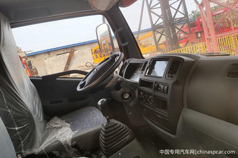 长安2吨扫路车 扫路车 第6张