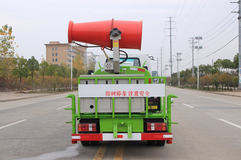 凯马2吨喷雾洒水车 洒水车  第4张